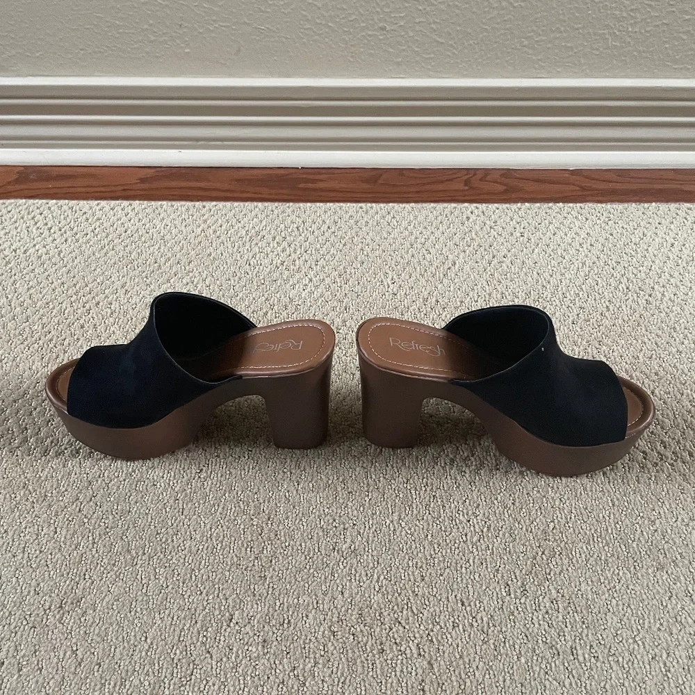 Refresh Black Faux Suede Platform Sandals (8) - Picture 3 of 7